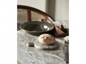 グラワプレート