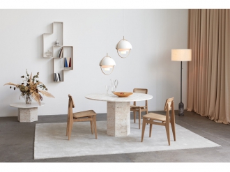 エピックダイニングテーブル