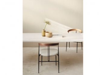 バイオリンダイニングチェア シートアップホルスタード・ウッドバックレスト