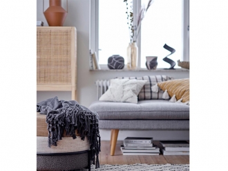 アイオラベース