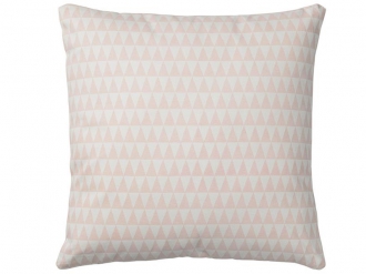 ピンクトライアングル キッズクッション1