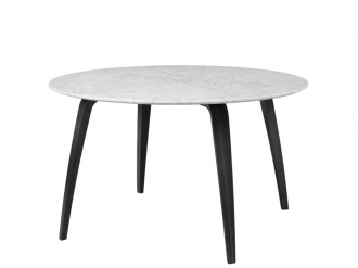 GUBI ダイニングテーブル マーブルトップ1
